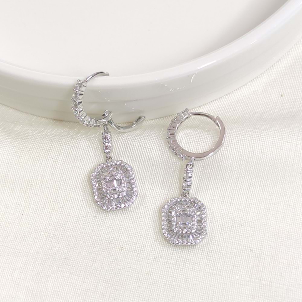 İTHAL SALLANTILI BAGET GÜMÜŞ 10 MM HALKA KÜPE