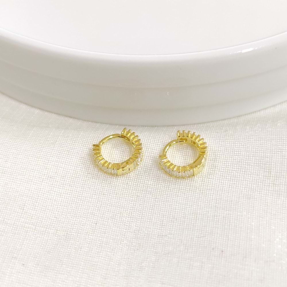 İTHAL 8 MM BAGET TAŞLI GÜMÜŞ HALKA KÜPE