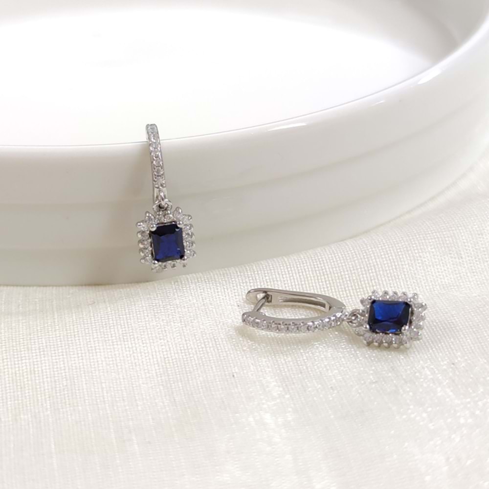 İTHAL SAFİR ZİRKON TAŞLI BAGET GÜMÜŞ HALKA KÜPE