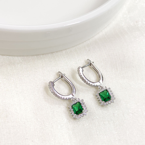 İTHAL ZÜMRÜT ZİRKON TAŞLI BAGET GÜMÜŞ HALKA KÜPE