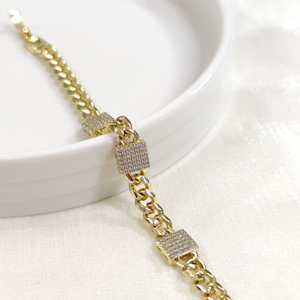 XUPING TAŞ DETAY GURMET ZİNCİR BİLEKLİK GOLD 17 CM