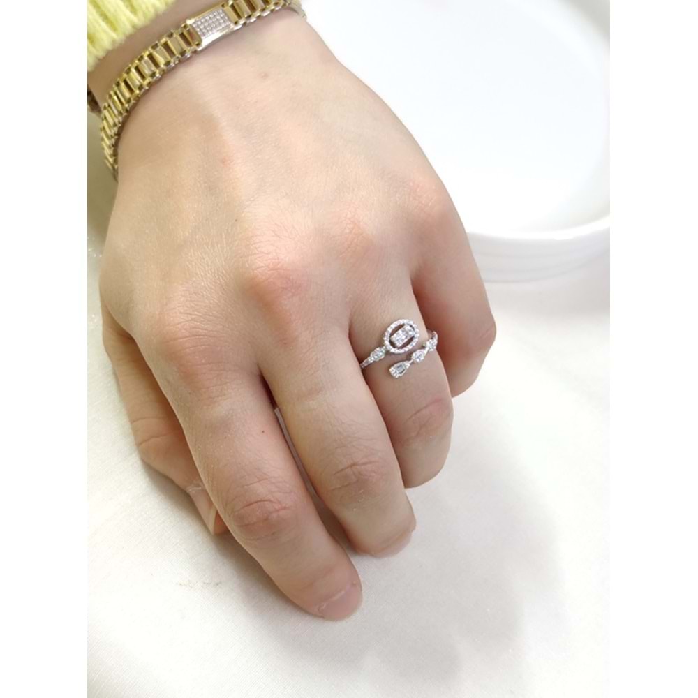 İTHAL OVAL BAGET GÜMÜŞ YÜZÜK