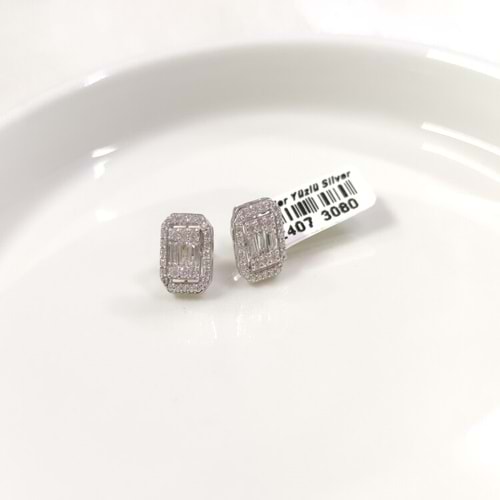 1 CM BAGET GÜMÜŞ ÇİVİ KÜPE - RODYUM BEYAZ