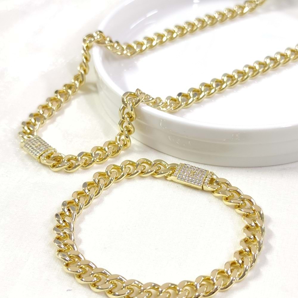 XUPING TAŞLI 9,20 MM KUTU KİLİT KOLYE BİLEKLİK KOMBİN SET GOLD