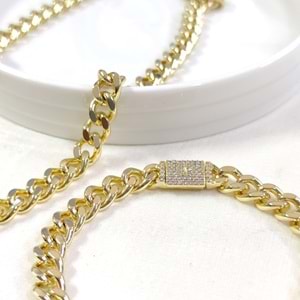 XUPING TAŞLI 9,20 MM KUTU KİLİT KOLYE BİLEKLİK KOMBİN SET GOLD