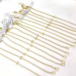 ÇELİK İNCE SU YOLU HARF BİLEKLİK - ALTIN SARI - C HARFİ