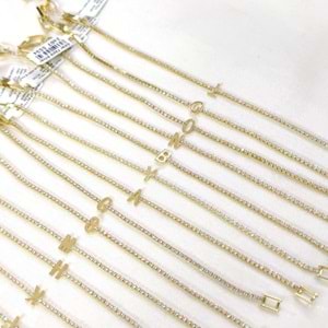 ÇELİK İNCE SU YOLU HARF BİLEKLİK