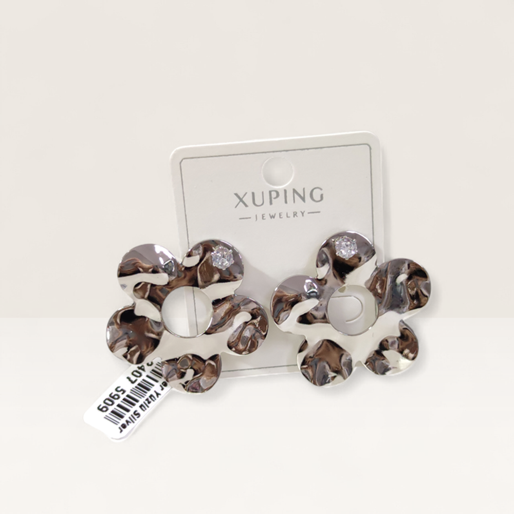 XUPING 3 CM BÜYÜK ÇİÇEK ÇİVİ KÜPE BEYAZ