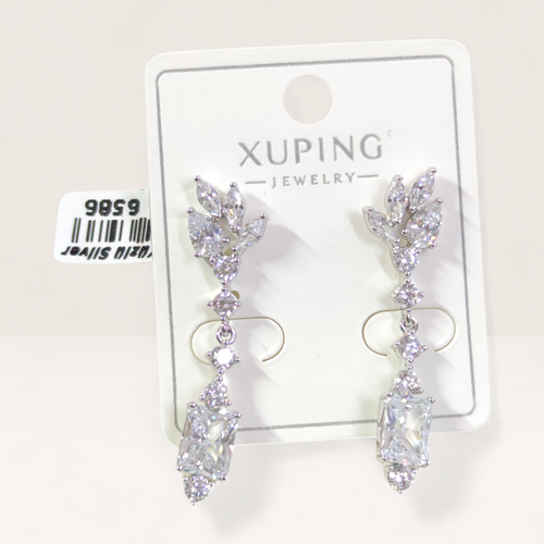 XUPING 4 CM SALLANTILI TAŞLI ÇİVİ KÜPE BEYAZ