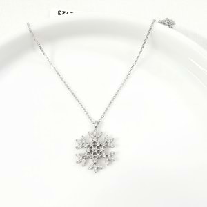 ZİRKON TAŞLI 18 MM KAR TANESİ GÜMÜŞ KOLYE