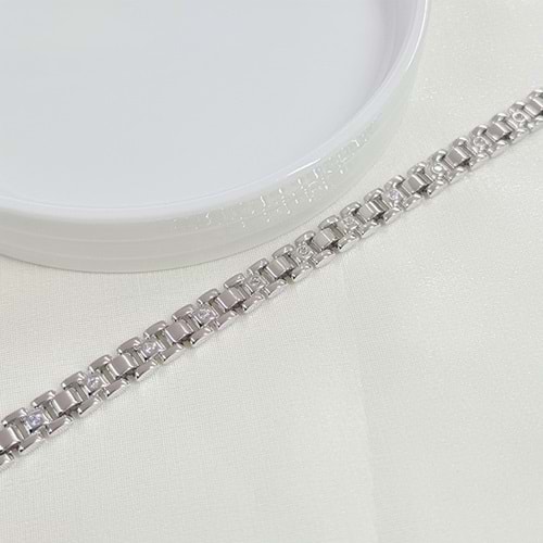 XUPING 8 MM KORDON BİLEKLİK 19 CM BEYAZ