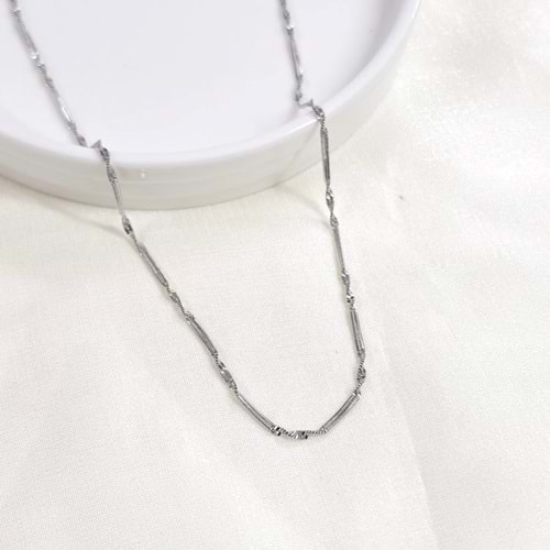 XUPING İNCE YASSI BURGU ZİNCİR KOLYE 45+5 CM BEYAZ